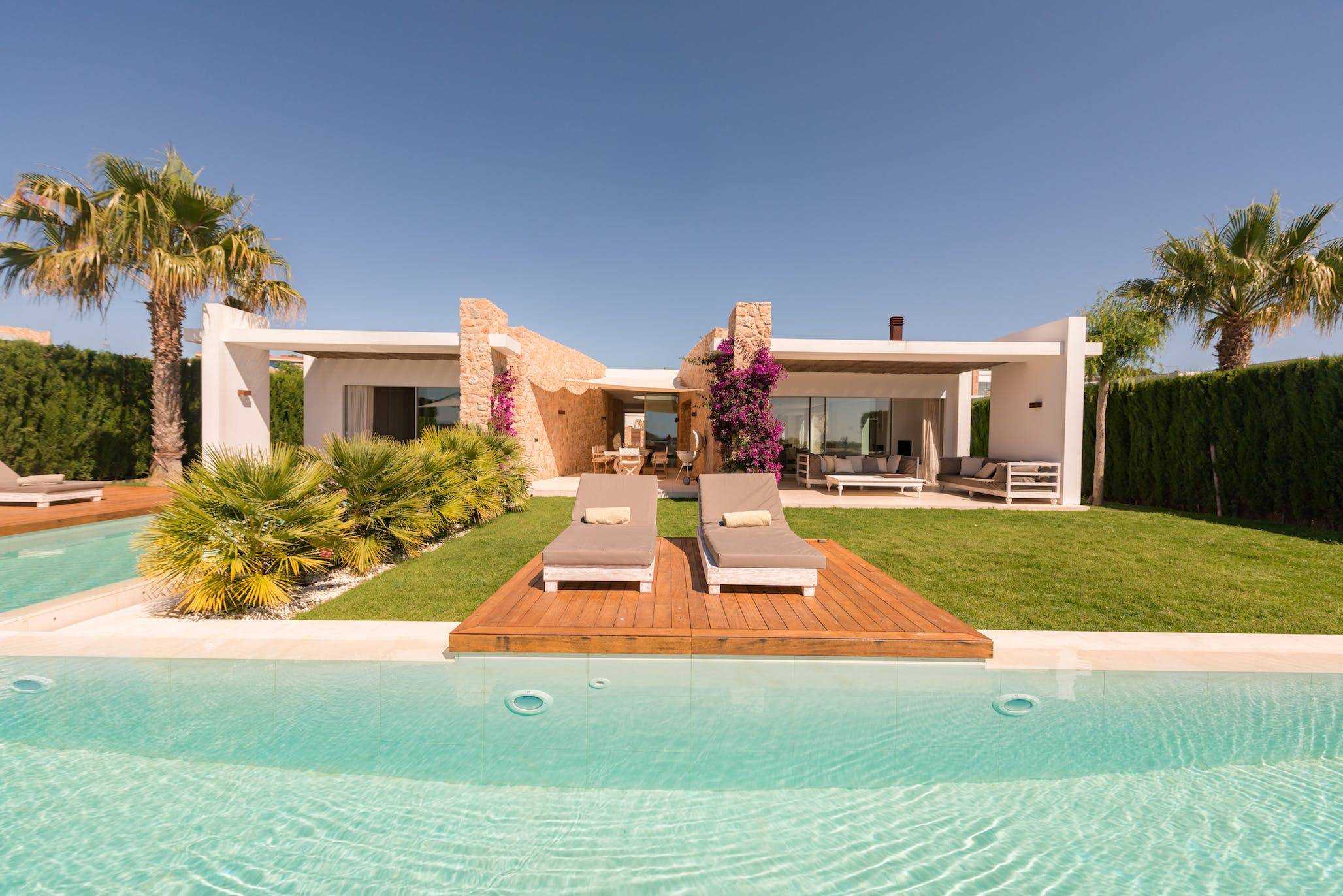 You are currently viewing Casa Matias – ‘Stunning modern villa.’