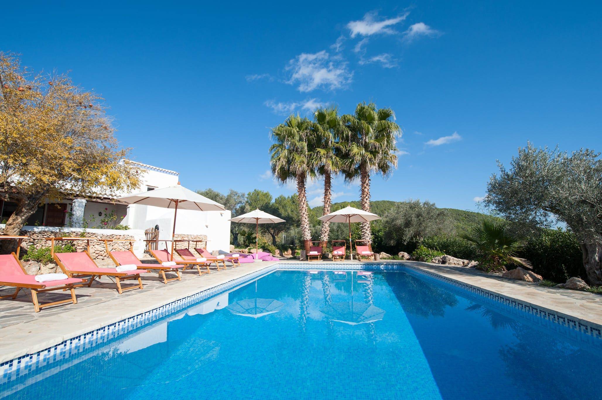 You are currently viewing Finca Aleece – ‘A characterful property, sympathetically modernised.’