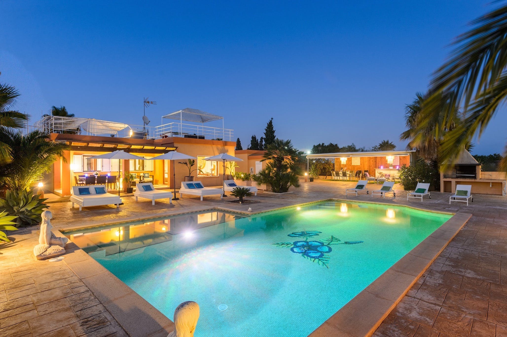 You are currently viewing Villa D’Angelo – ‘Fun, modern villa with pool, close to Ibiza town.’