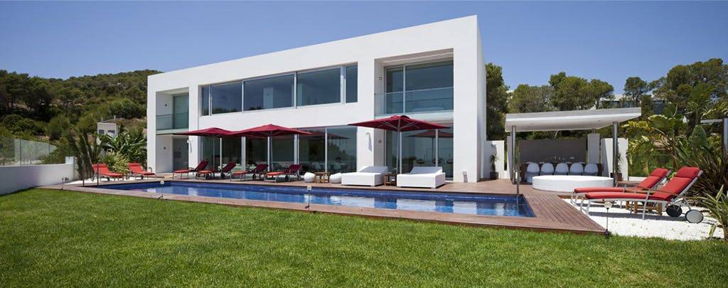 Read more about the article Vista Alegre VIP  “Spacious modern villa.”